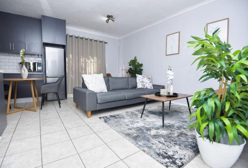 Comfy Hatfield Appartment Pretoria Exterior photo